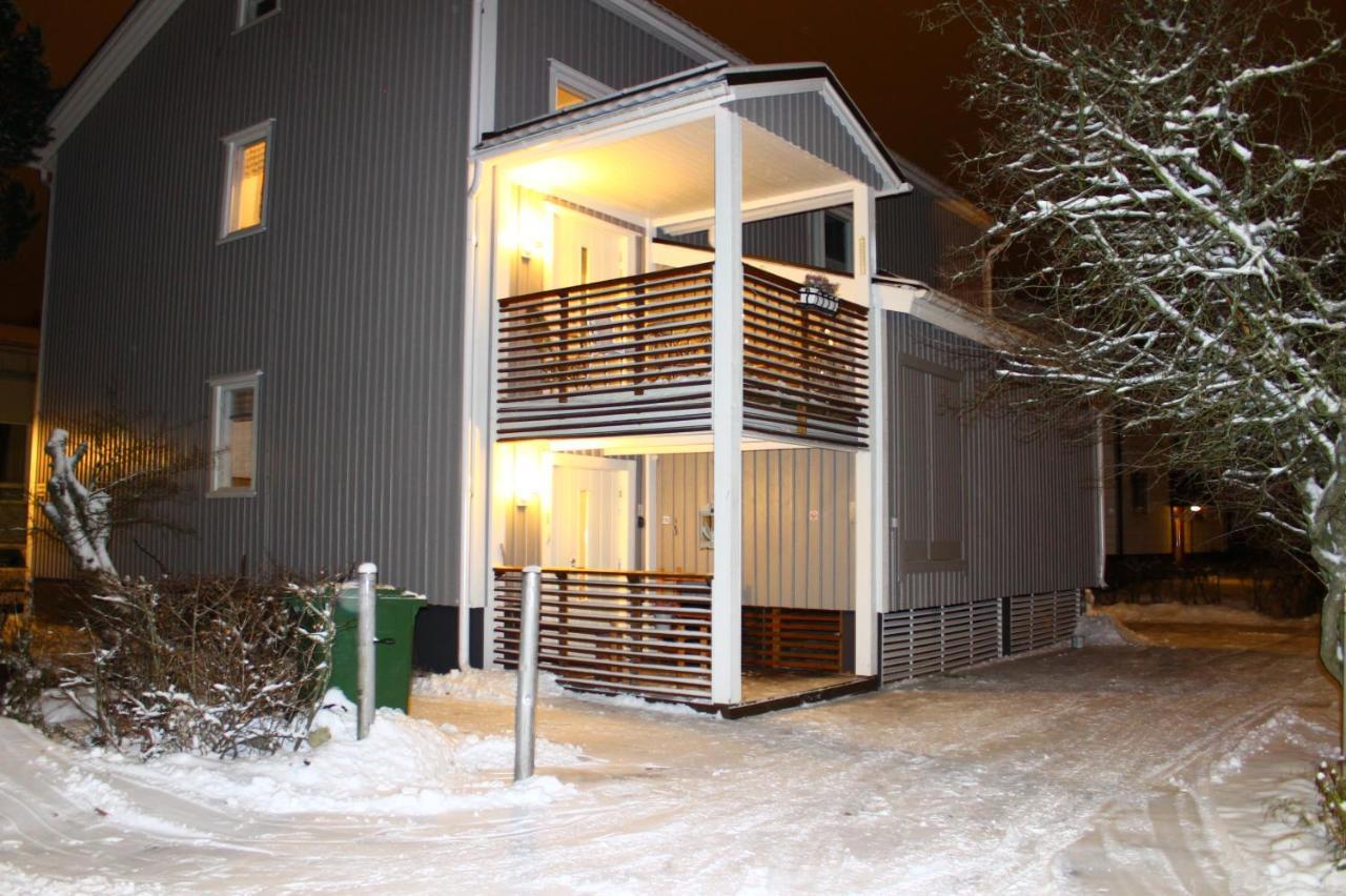 Kaeytaennoellinen Huoneisto Pietarsaaressa Apartment Jakobstad Exterior photo